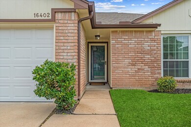 16402 Leamington Ln, Houston, TX 77095 - photo 2
