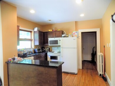 1317 Vine St, Scranton, PA 18510 - photo 2