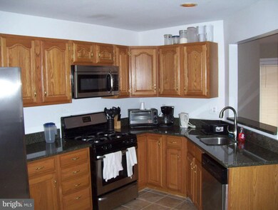 8318 Bluebird Way unit 20, Lorton, VA 22079 - photo 5