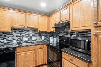 4 Tara Dr unit 11, Weymouth, MA 02188 - photo 5