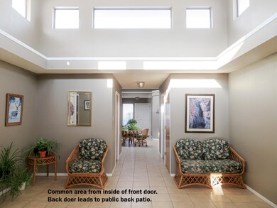 IMG_0503 3T common area from entrance