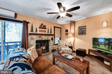 11 Downhill, Blakeslee, PA 18610 - photo 2