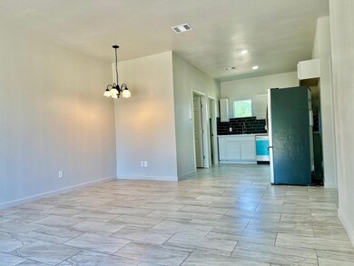 111 County Road 5122, Cleveland, TX 77327 - photo 4