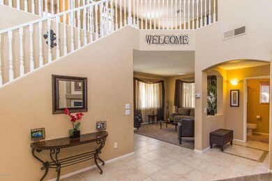 005_FAMILY ROOM ENTRANCE