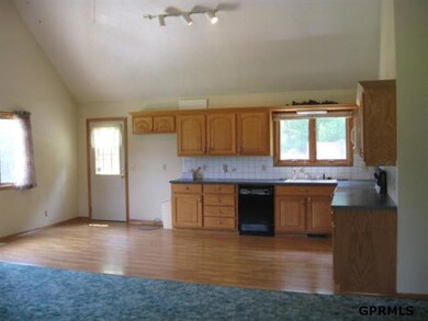 1603 Beaver Lake Blvd, Plattsmouth, NE 68048 - photo 3