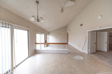 6915 Brecon, San Antonio, TX 78239 - photo 2