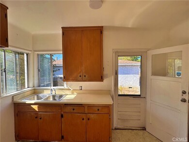 1852 260th St, Lomita, CA 90717 - photo 4