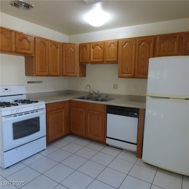 7066 Forest Vista St, Las Vegas, NV 89147 - photo 3