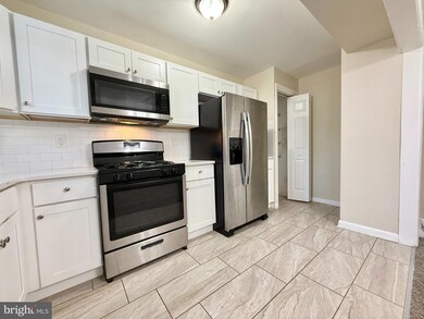 1011 Maple St unit 1, Conshohocken, PA 19428 - photo 2