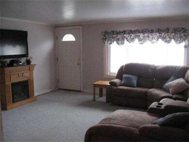 132 Jaffrey St, Weymouth, MA 02188 - photo 3