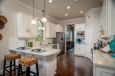 SAMPLE PHOTO ONLY - NOT ACTUAL HOME
COLORS VARY