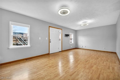 2013 W 19th St, Cleveland, OH 44113 - photo 5