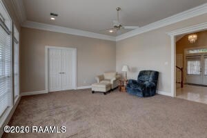 6 Living Room