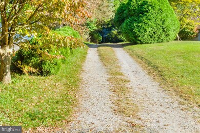 5933 Snowdens Run Rd, Sykesville, MD 21784 - photo 3