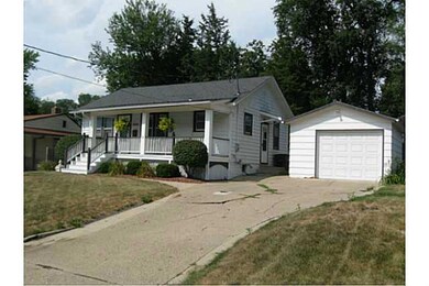 5609 Clark Blvd, Des Moines, IA 50311 - photo 2