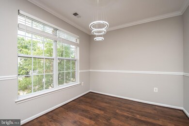 13061 Marcey Creek Rd, Herndon, VA 20171 - photo 7