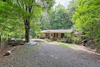 1054 Sutton Rd, Hiawassee, GA 30546 - photo 7