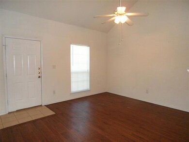 116 Collett Ct unit 116-118, Weatherford, TX 76088 - photo 4
