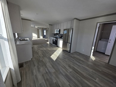 175 N Michigan Ave unit 203, Coldwater, MI 49036 - photo 2