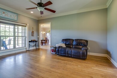 Gleaming hardwood floors & sunny windows!