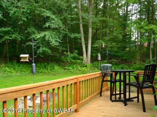41 Oak Dr, Mountain Top, PA 18707 - photo 5