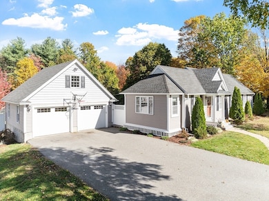 70 Salem St, North Andover, MA 01845 - photo 2