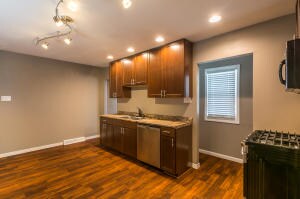 Large eat in kitchen