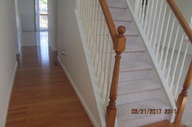 4146 Redbud Dr W, Whitehall, PA 18052 - photo 5