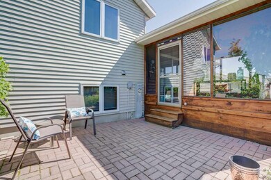 726 Leeward Ln, Oregon, WI 53575 - photo 6