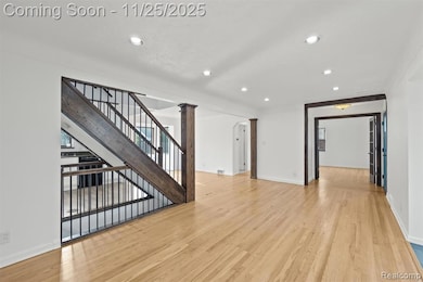 13111 Nadine Ave, Huntington Woods, MI 48070 - photo 6