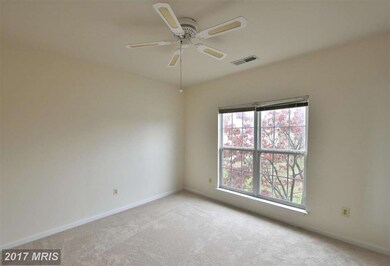 11306 Westbrook Mill Ln unit 102, Fairfax, VA 22030 - photo 6