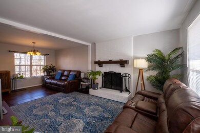 5302 Hampton Forest Way, Fairfax, VA 22030 - photo 5