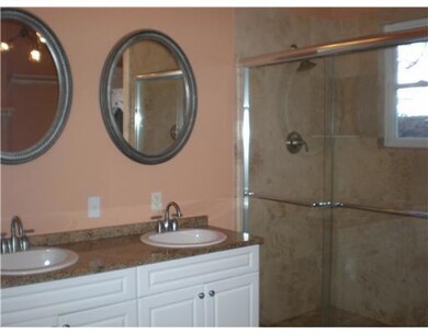 Master Bath/Spa.
