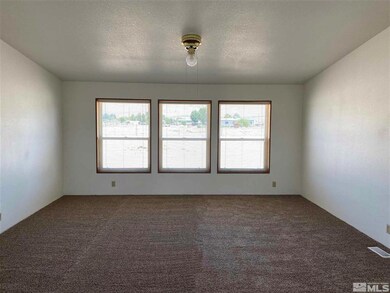 565 Mike Dr, Winnemucca, NV 89445 - photo 2