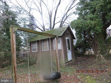 125 Hazel Ave, Halethorpe, MD 21227 - photo 3