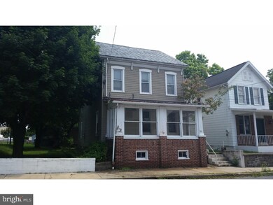 143 E Spring St, Bechtelsville, PA 19505 - photo 2