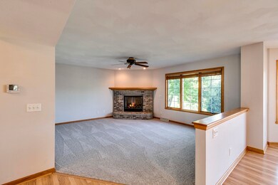 5256 Stoneman Dr, Fitchburg, WI 53711 - photo 7