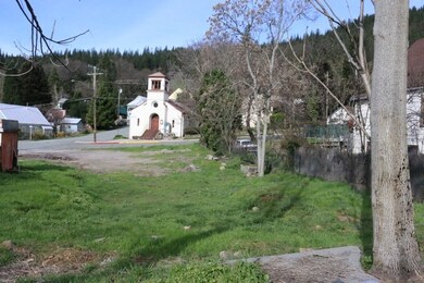 5616 Shasta Ave, Dunsmuir, CA 96025 - photo 3