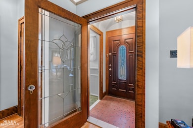 1386 Grayton St, Grosse Pointe Park, MI 48230 - photo 3