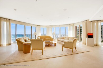 03 Living Room