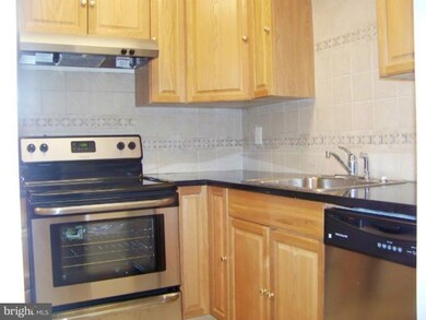 8606F Village Way unit 4/860, Alexandria, VA 22309 - photo 6