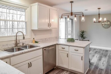 5507 Homecrest Dr, Akron, OH 44319 - photo 5