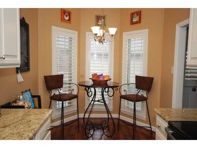 Eat-In Breakfast Area in Kitchen
