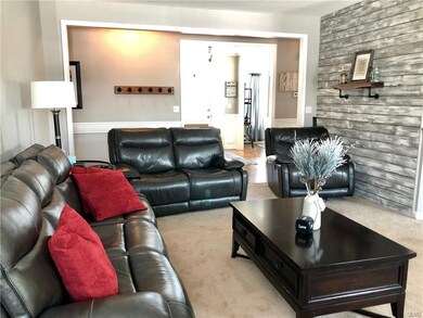 4702 Farrcroft Dr, Easton, PA 18040 - photo 4