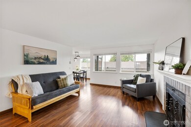 20161 Vikings Crest Loop NE unit 5-106, Poulsbo, WA 98370 - photo 6