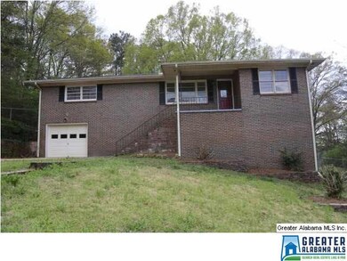 2252 4th Place Cir NE, Center Point, AL 35215 - photo 3