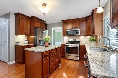 4660 Sawgrass Dr W unit 19, Ann Arbor, MI 48108 - photo 3