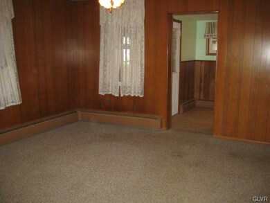 2216 N 1st Ave, Whitehall, PA 18052 - photo 3