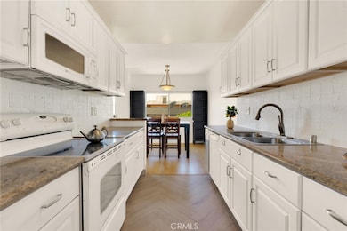 5400 Newcastle Ave unit 46, Encino, CA 91316 - photo 2