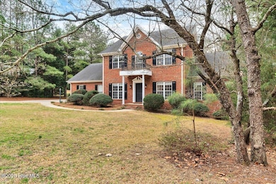 03-3_230 W Hedgelawn Way, Southern Pines
